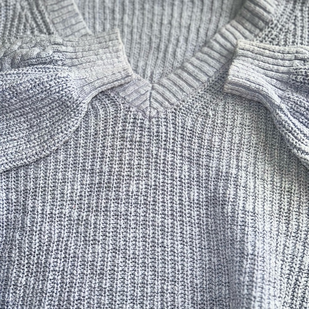 American eagle over sized sweater v neck baby blue - Picture 4 of 4